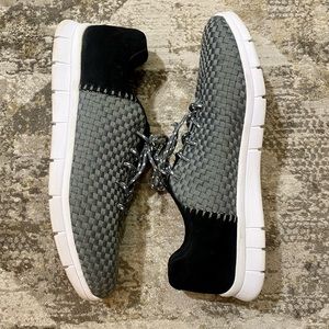 OILL gray sneakers, Dublin signature shoe, men’s sz 10. NICE!😍